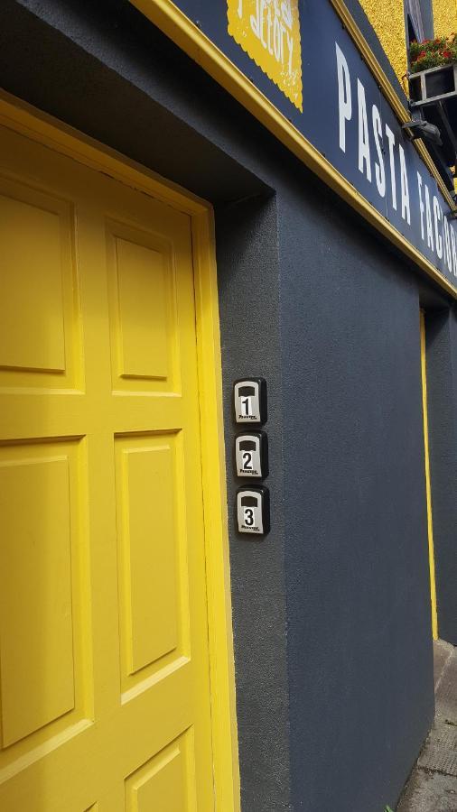 Pasta Factory Guest Rooms Galway Exterior foto