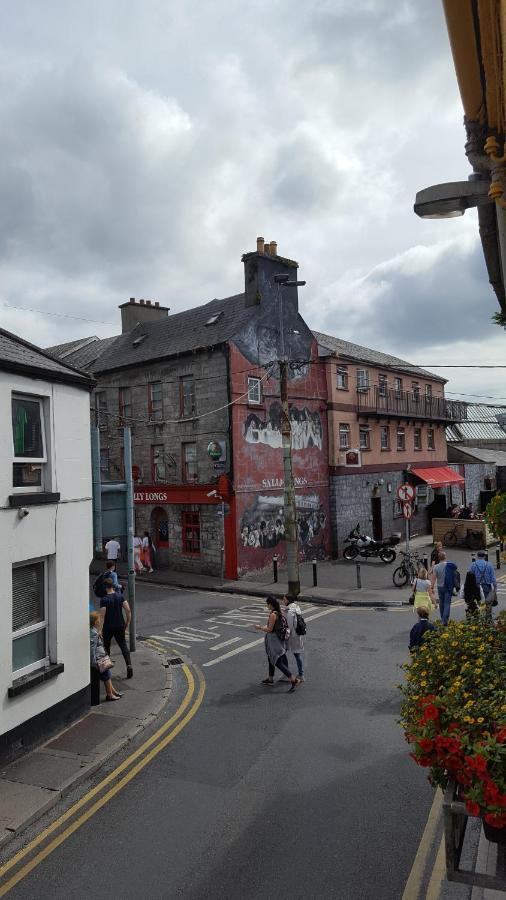 Pasta Factory Guest Rooms Galway Exterior foto